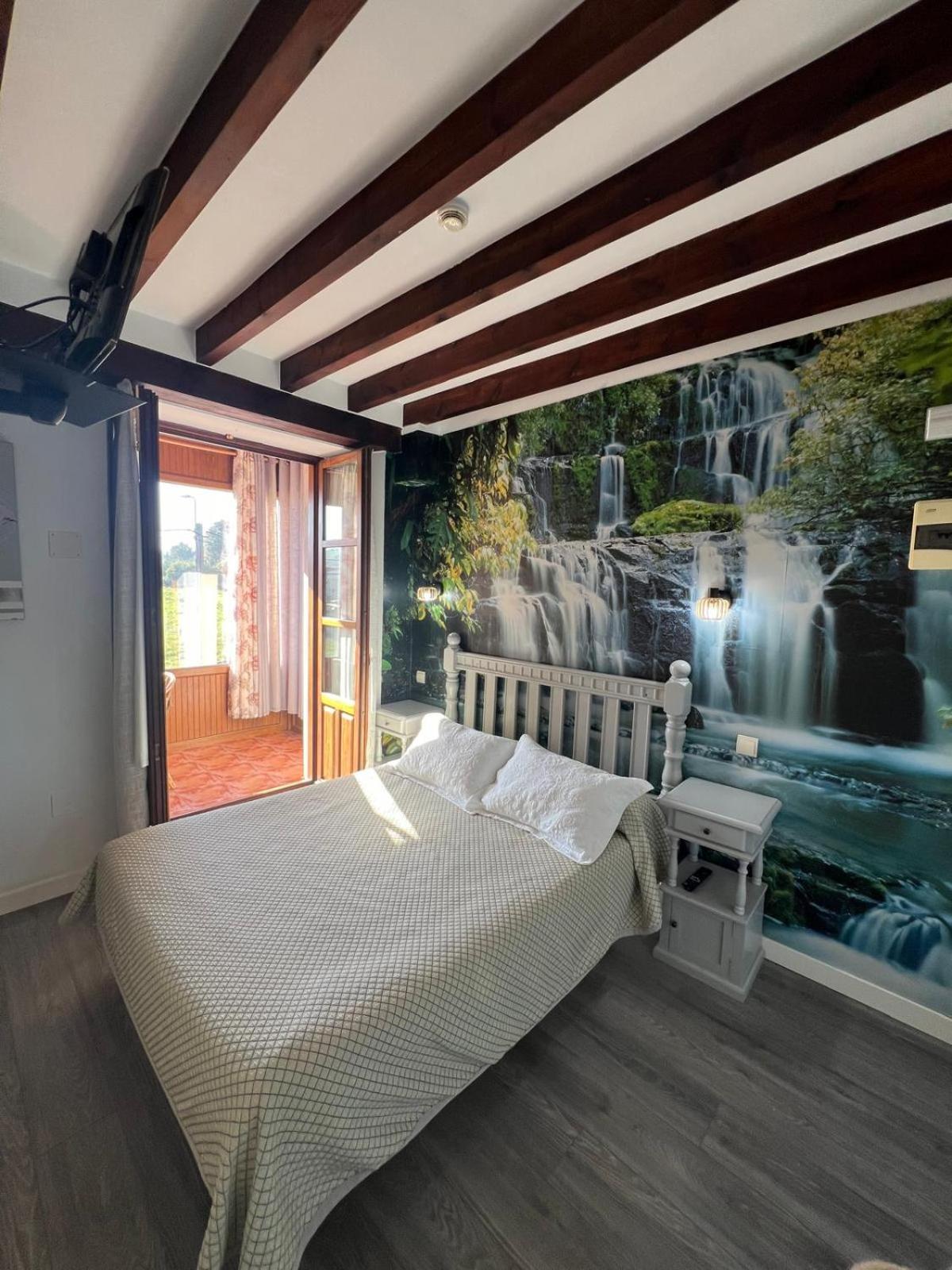 Hotel Villa Maria Revilla De Camargo Exteriér fotografie