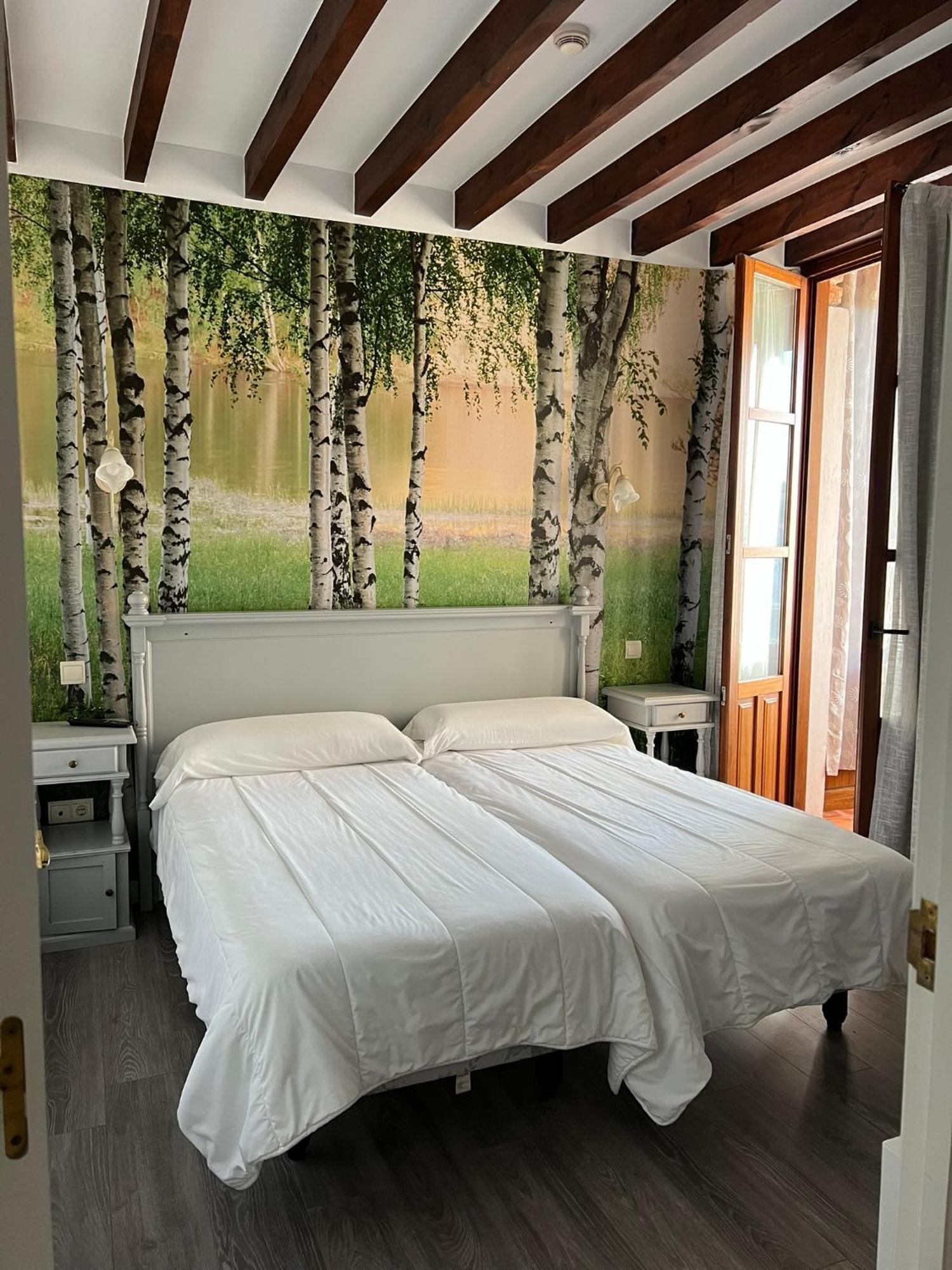 Hotel Villa Maria Revilla De Camargo Exteriér fotografie